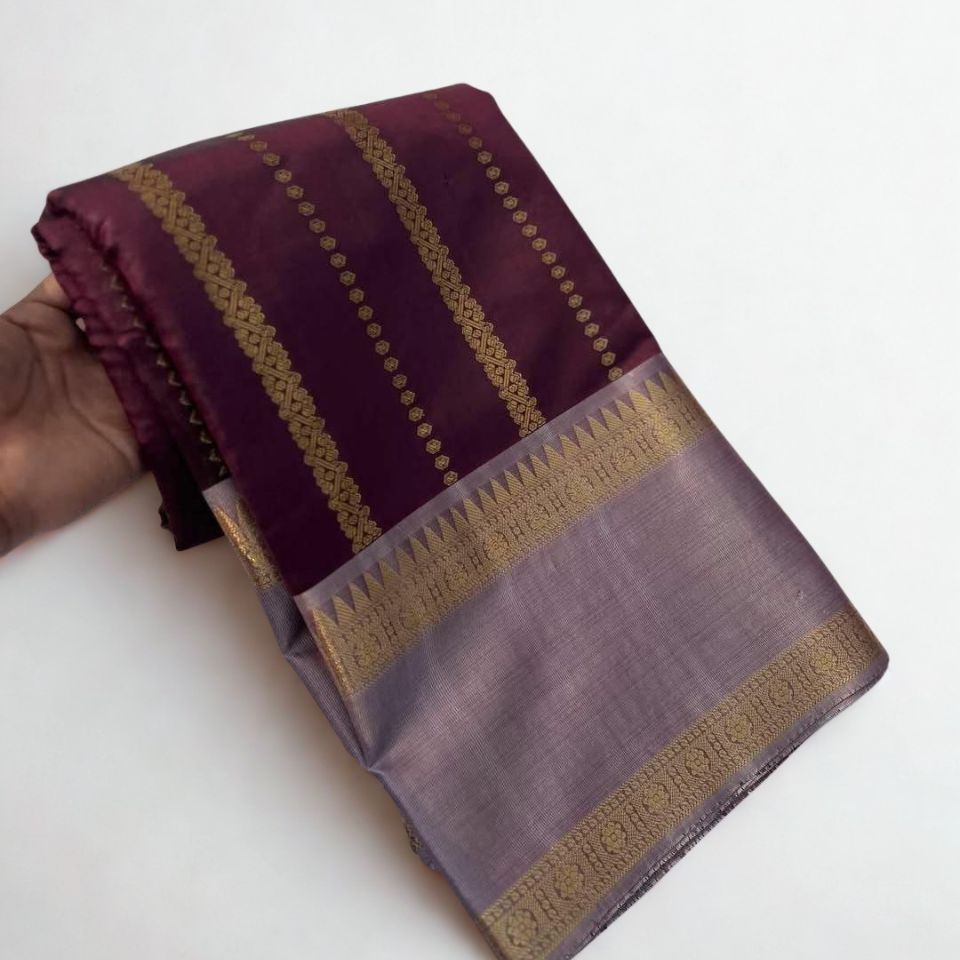 Golden Gleam – Zari Weaving Saree