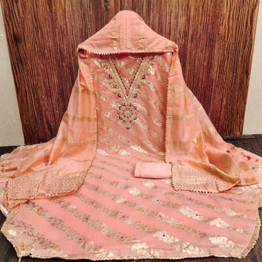 Majestic Charm – Banarasi Jacquard Set