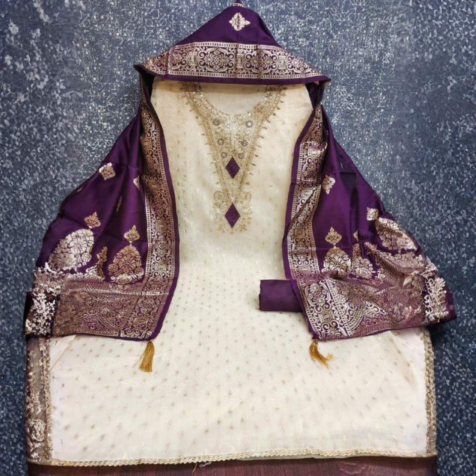 Radiant Royale – Shimmer Silk Set