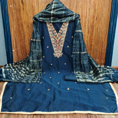 Star Jorjat Embroidered Set