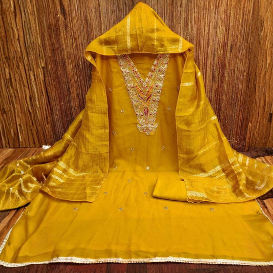 Star Jorjat Embroidered Set