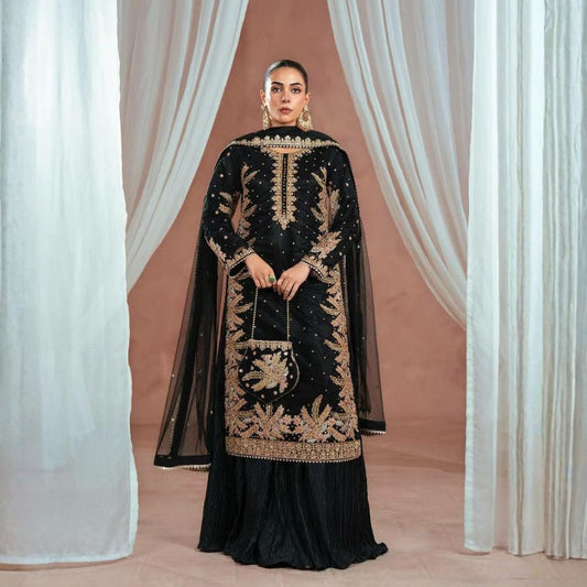 Imperial Charm – Embroidered Faux Georgette Set