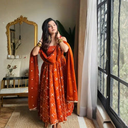 Regal Look – Thread & Sequin Anarkali Set