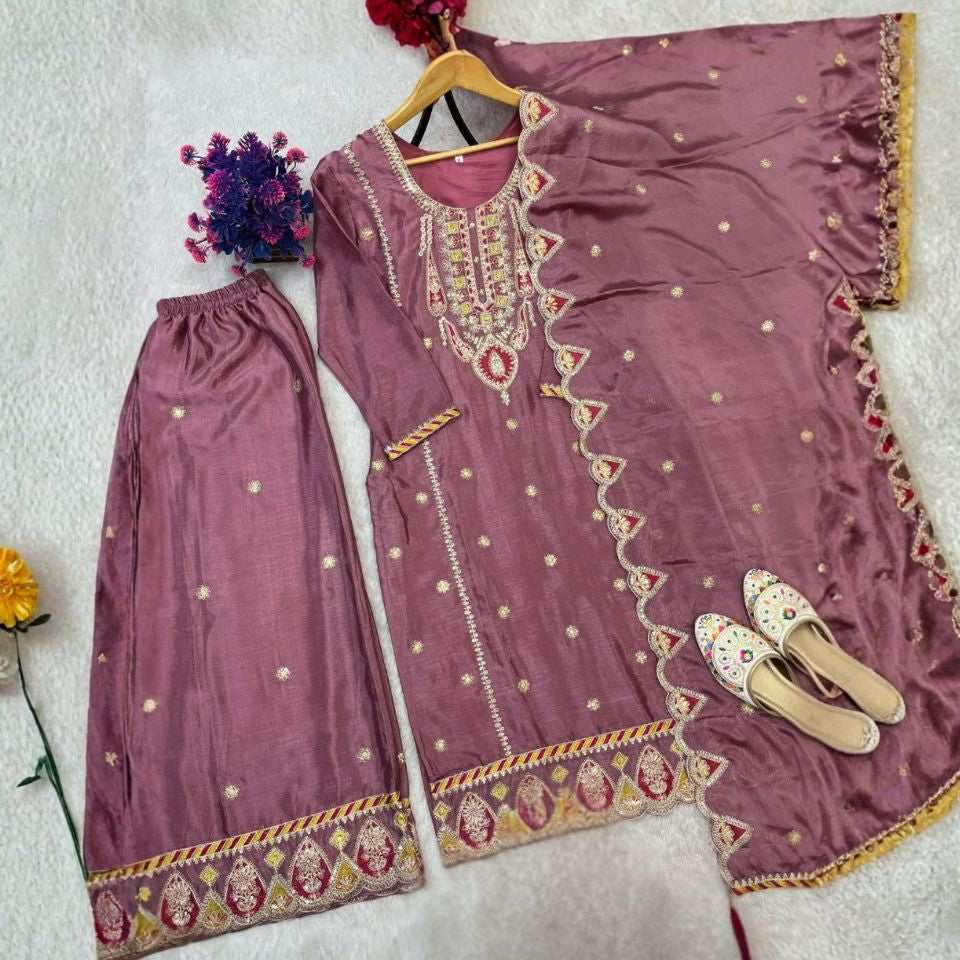 Imperial Charm – Embroidered Faux Georgette Set