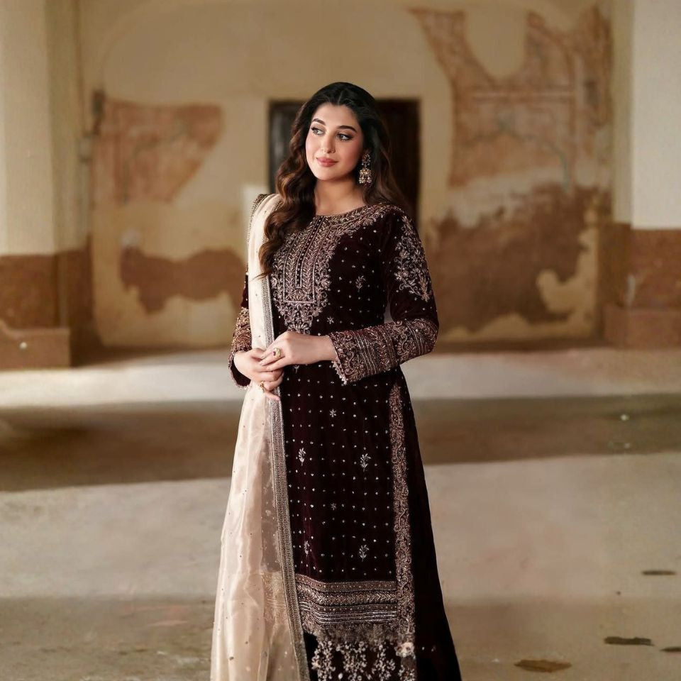 Royal Velvet – Embroidered Micro Velvet Set