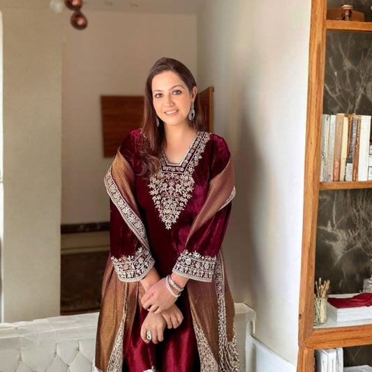 Summer Comfort V-Neck Salwar Suit – Maroon